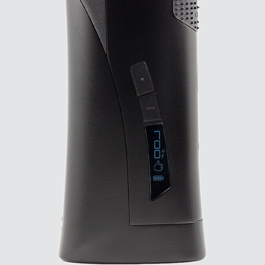 G Pen Roam LED screen with the two temperature buttons above it